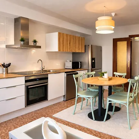 Coliving - Vive En La Zona De Moda Del Centro De *