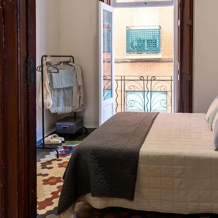 Spacest - Carrer De Francesc Cubells A * Valencia