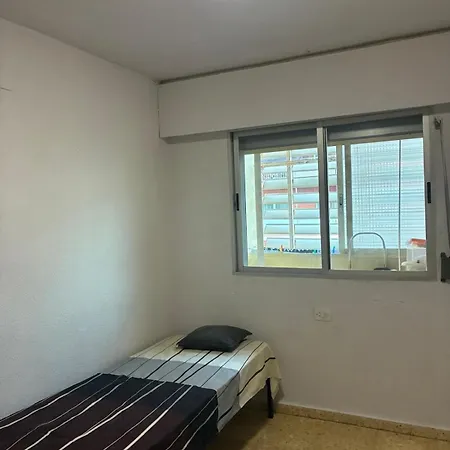 Kwatera prywatna Carrer Cavite 21
