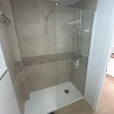 Excelente Casa Renovada Cerca De La Playa Valencia