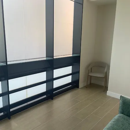 Aparthotel Espacio Coworking-estudios Con Residencia Cerca Campus Universitario *