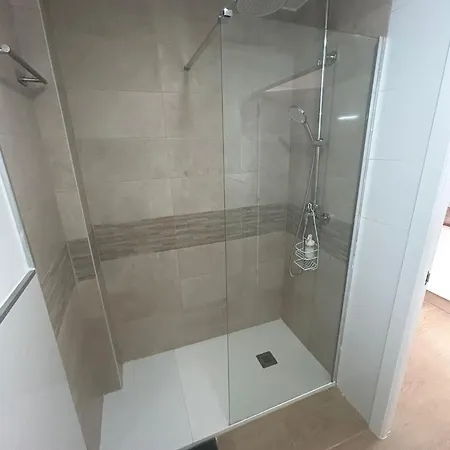 Excelente Casa Renovada Cerca De La Playa Valencia