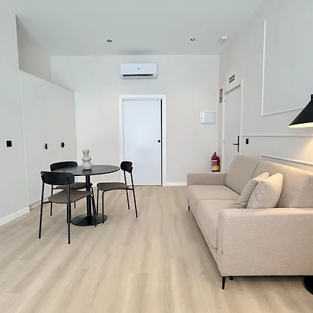 Aparthotel Dharma By Concept Flats