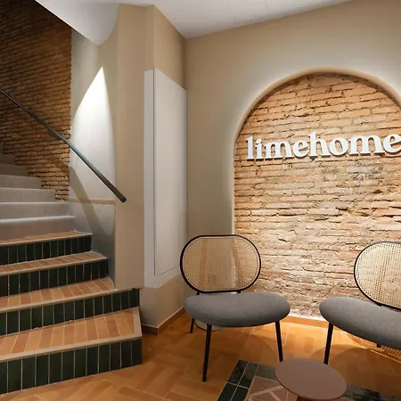 Hotel apartamentowy Limehome Carrer D'ernest Anastasio