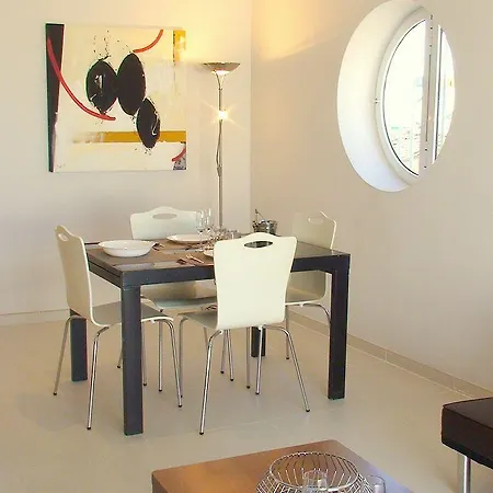 Realrent Marina Real * Valencia