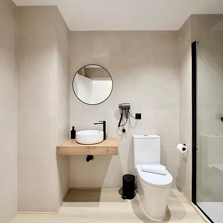 Dharma By Concept Flats Aparthotel Valenza
