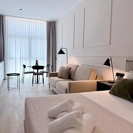 Dharma By Concept Flats Aparthotel Valenza