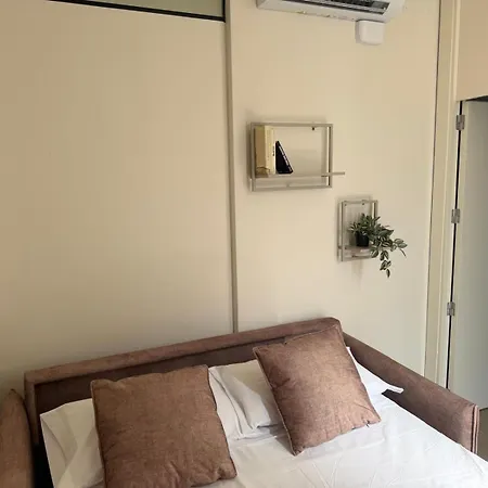 Aparthotel Espacio Coworking-estudios Con Residencia Cerca Campus Universitario
