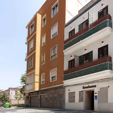 Hotel apartamentowy Limehome Carrer D'ernest Anastasio