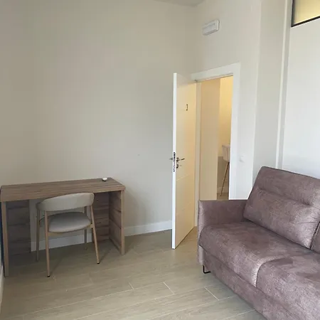 Aparthotel Espacio Coworking-estudios Con Residencia Cerca Campus Universitario Valenza