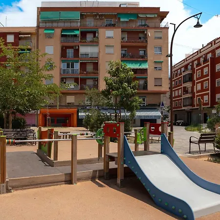 Hotel apartamentowy Limehome Carrer D'ernest Anastasio Walencja