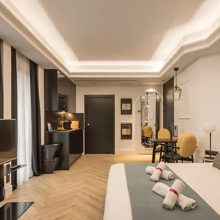 Aparthotel Macsuites Market
