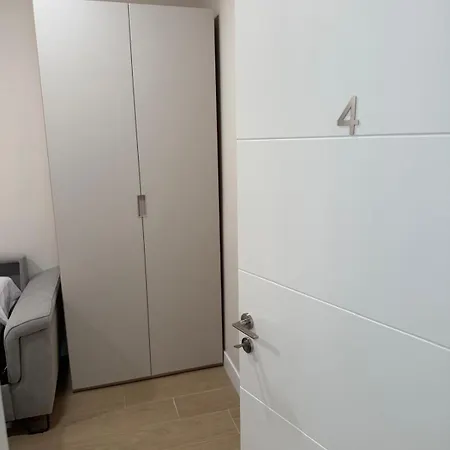 Espacio Coworking-estudios Con Residencia Cerca Campus Universitario * Valenza