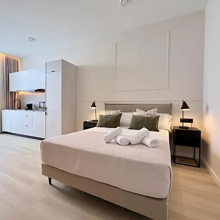 Aparthotel Dharma By Concept Flats Valenza