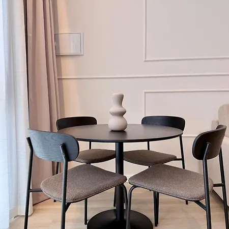 Aparthotel Dharma By Concept Flats Valenza