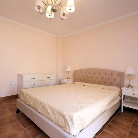 Gran Casa Con Piscina En Naquera Valencia