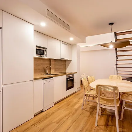 Appartamento Super Duplex 6 Pax At Science Arts