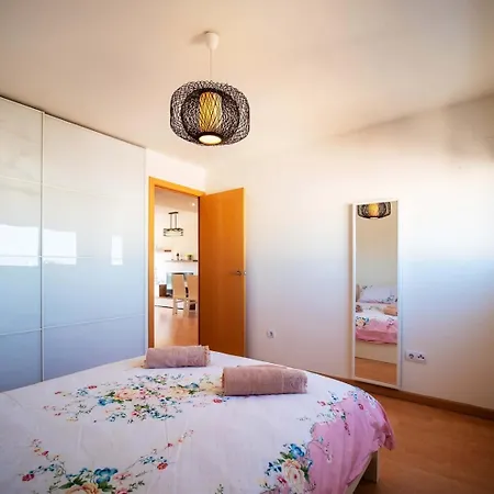 Spacest - Carrer De Carcaixent A Valencia