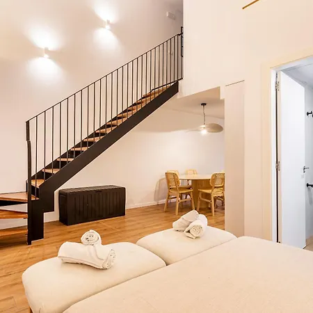 Appartamento Super Duplex 6 Pax At Science Arts