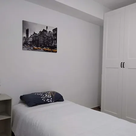 Spacest - Carrer De Xelva A Appartement *
