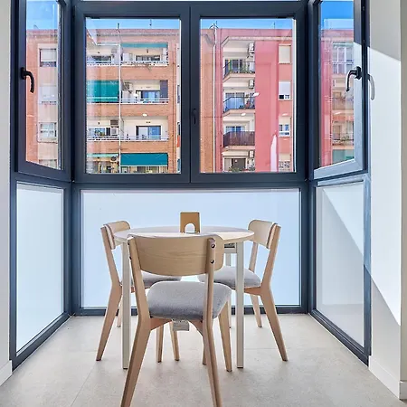Co Apartments-democracia *