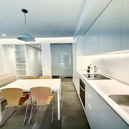 Spacious 2br,2ba Near Nou Mestalla Valencia