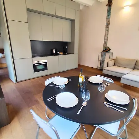 Travel Habitat Mercado Tiny Balcony Appartement Valencia