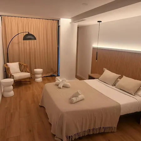 Appartamento Super Duplex 6 Pax At Science Arts Valenza