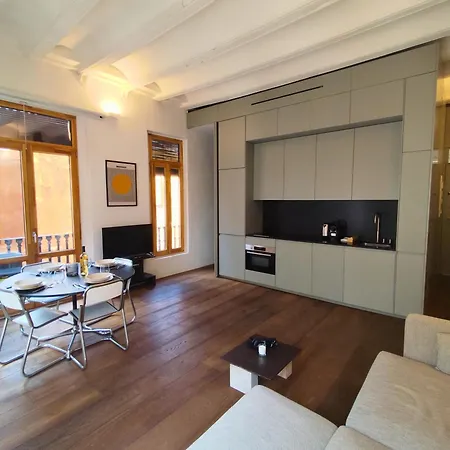 Travel Habitat Mercado Tiny Balcony Appartement Valencia