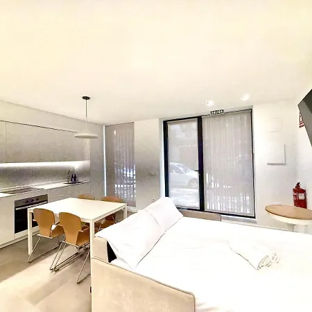 Spacious 2br,2ba Near Nou Mestalla *