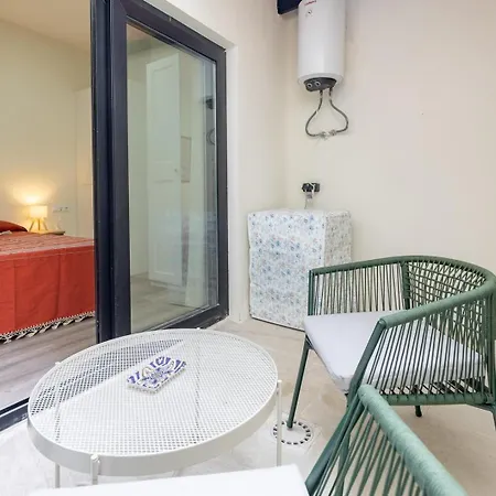 Cervera Flat By Invalencia *