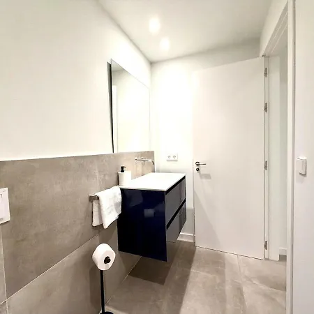 Spacious 2br,2ba Near Nou Mestalla Appartement