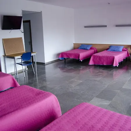 Residencia La Petxina Hotel 2*