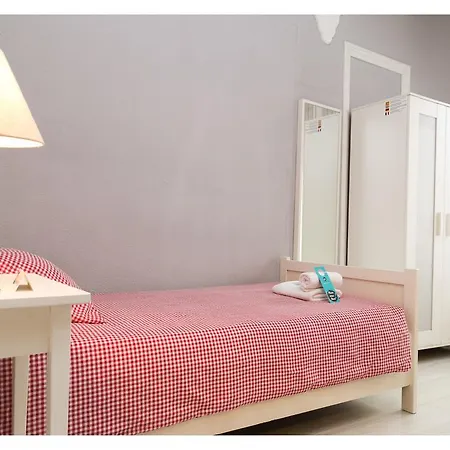 Otel Hi Canovas Valensiya