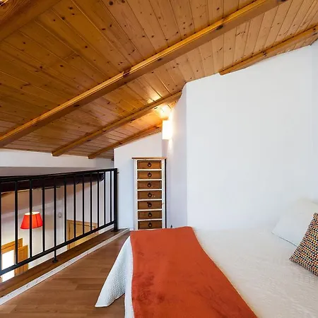 Like Lonja Appartement Valence