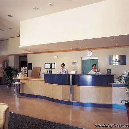 Express Ciudad De Ciencias By Ihg Hotell