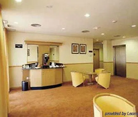 Hotell Express Ciudad De Ciencias By Ihg 3*