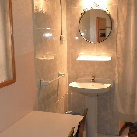 Gasthuis Universal 2*