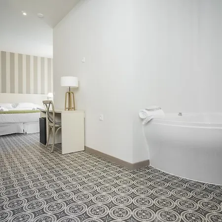 San Lorenzo Boutique Plaza 3*