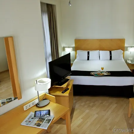 Отель Alameda Plaza