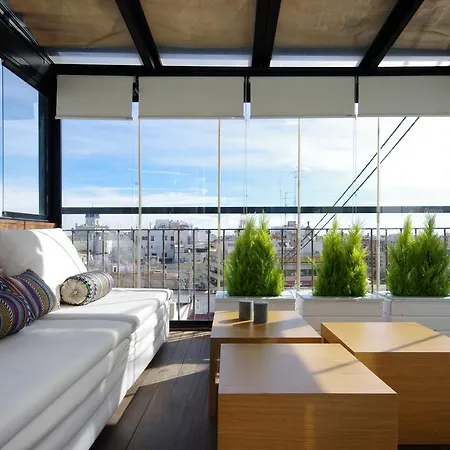 Vivaldi Penthouse Ayuntamiento Apartamento *
