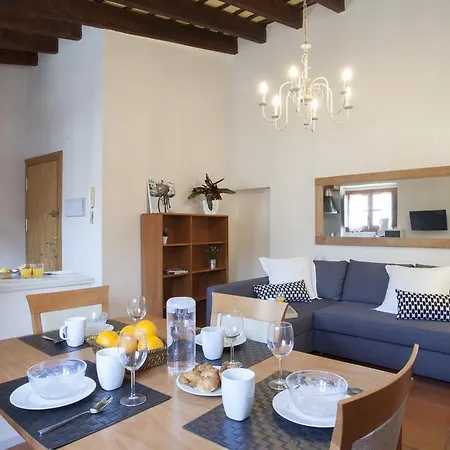 Calabazas Apartment