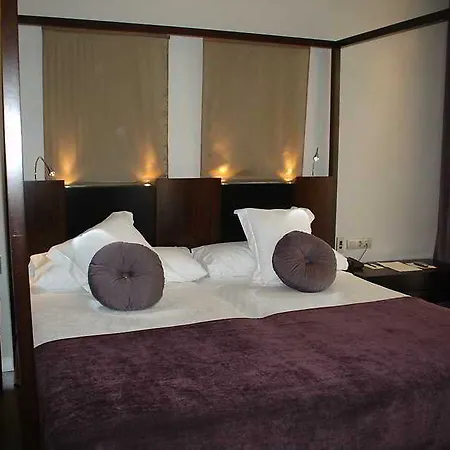 Vincci Palace Отель