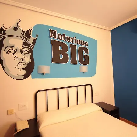 Hotel Casual De La Música 2*