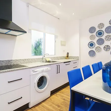 Luxury - Boutique Center