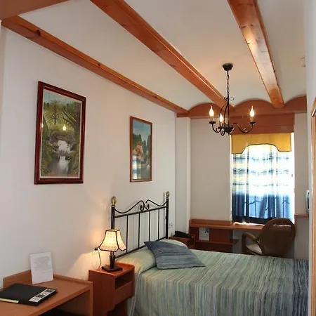 Hotel Villarreal