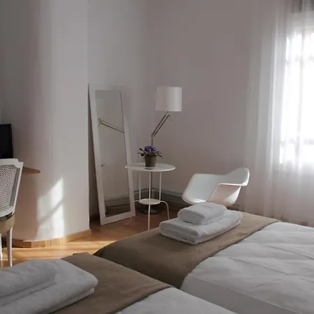 Frühstückspension 7 Moons 2*