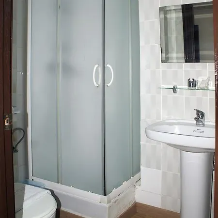 Πανσιόν Waksman *