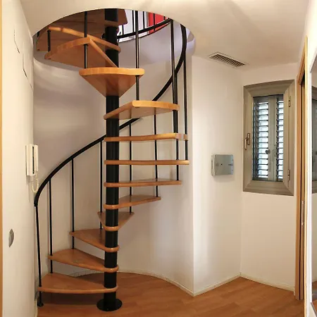 Like Lonja Appartement Valence