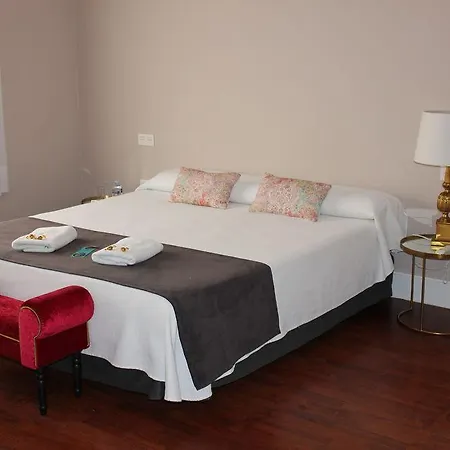 Hi Boutique Hotell *
